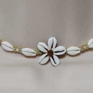 Cowrie shell and Cat's eye flower hemp choker